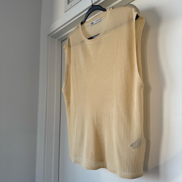 Zara Light Yellow Sleeveless Knit Top - Picture 4 of 7
